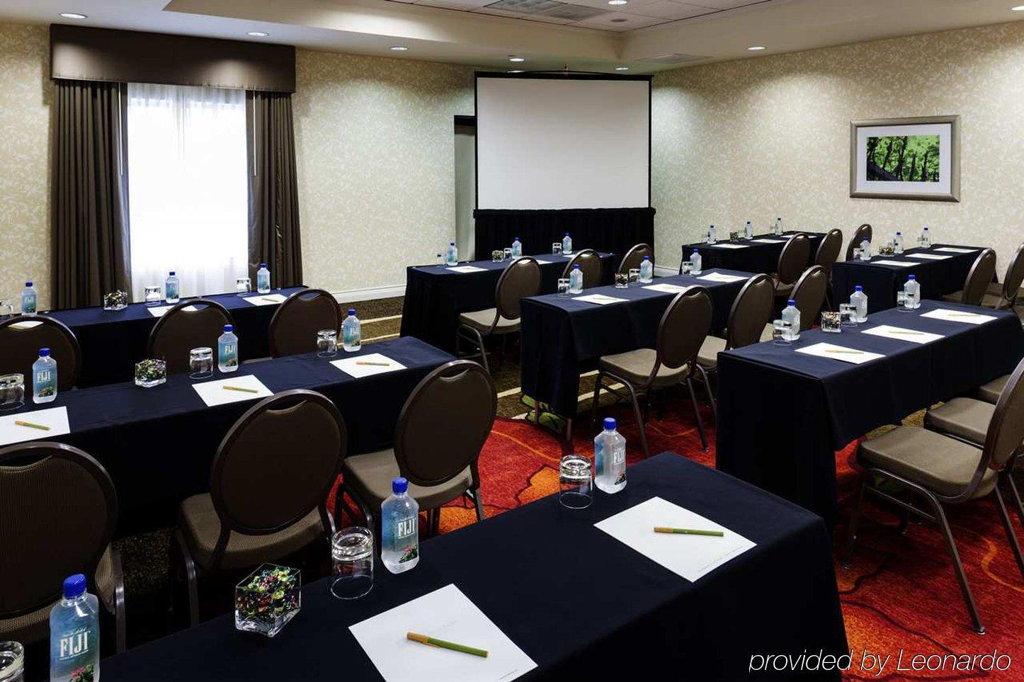 Hilton Garden Inn Dallas Lewisville Bagian luar foto